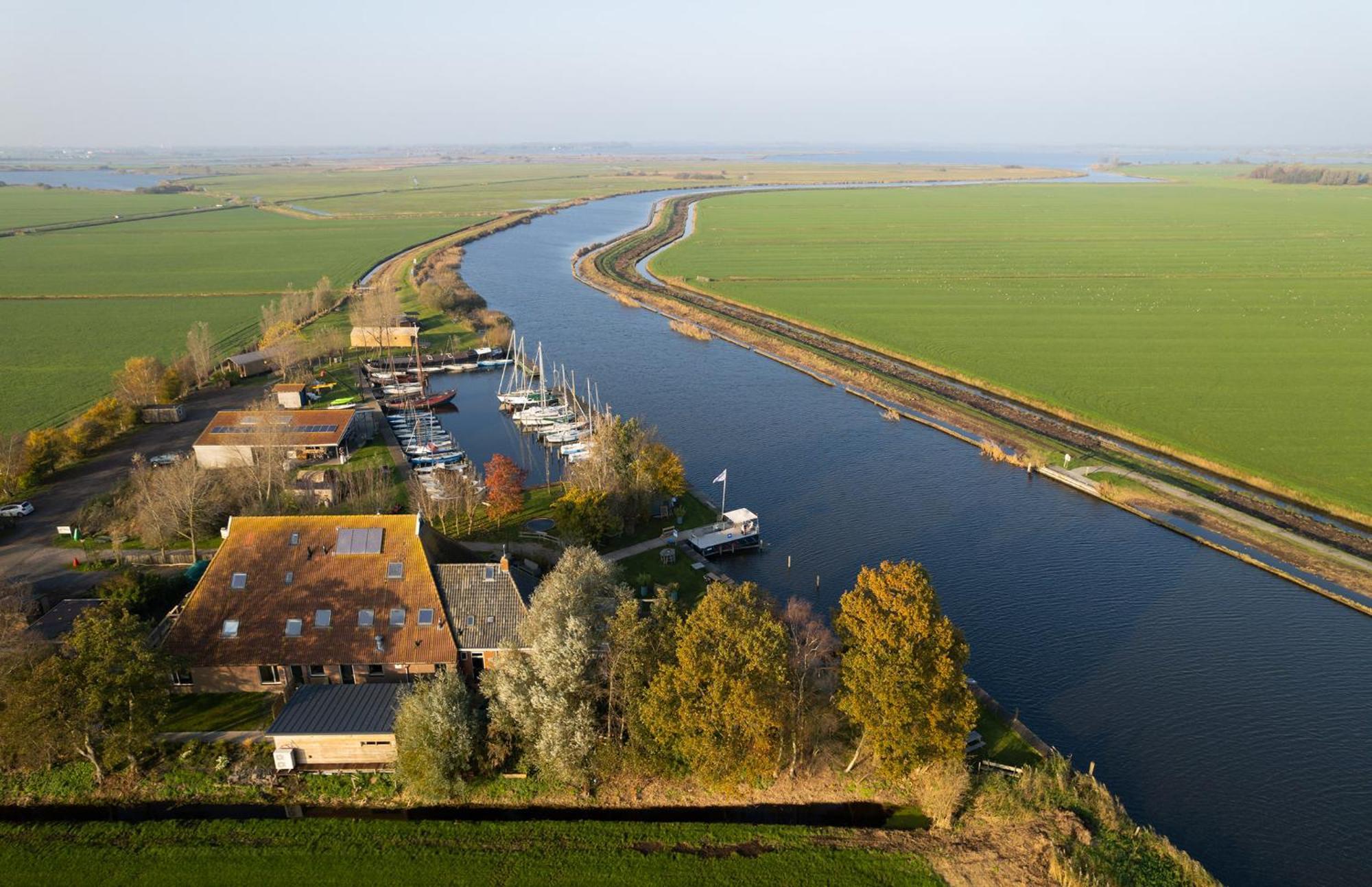 Rufus Aan Het Water Bed and Breakfast Boornzwaag over de Wielen Eksteriør billede